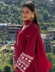Kaveri Jha High Prof