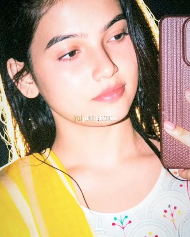 Call girl escort service only genuin service so no time pass