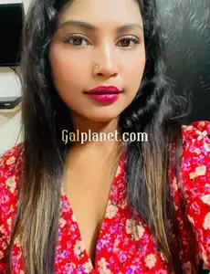 Sofia Ansari junagar