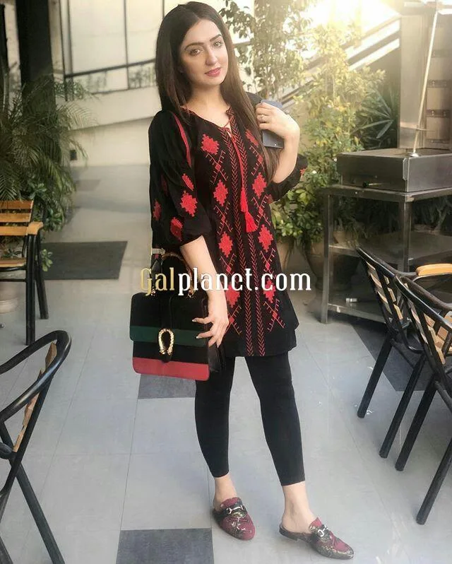 CUTTACK CALL GIRL❤️ 𝟗𝟐𝟗𝟔𝟬𝟒𝟏𝟖𝟏𝟖 ❤️ CALL GIRL IN BEAUTIFUL COL