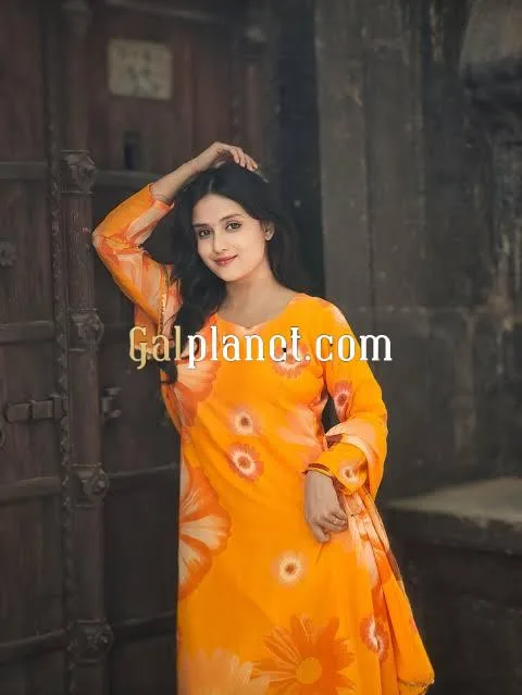 Naina college girl available now