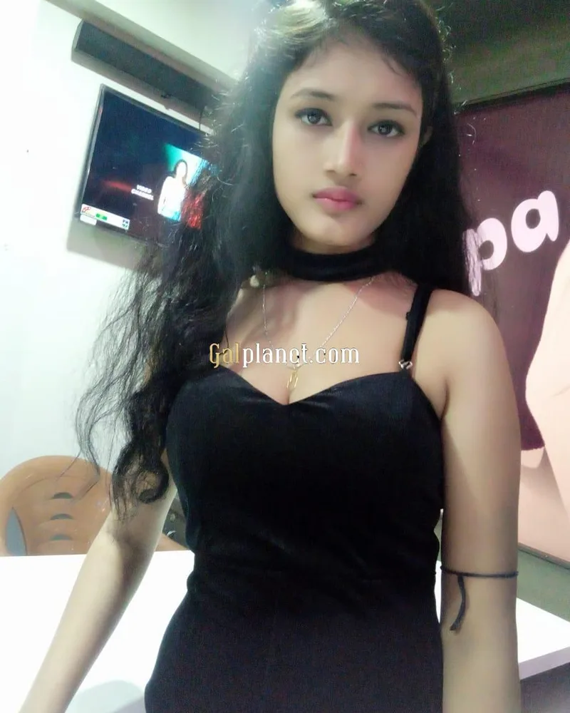 Ghaziabad Call GIRL♥️ 𝟳𝟲𝟴𝟮𝟴𝟮𝟰𝟳𝟵𝟯 ♥️CALL GIRLS IN♥️ESCORT