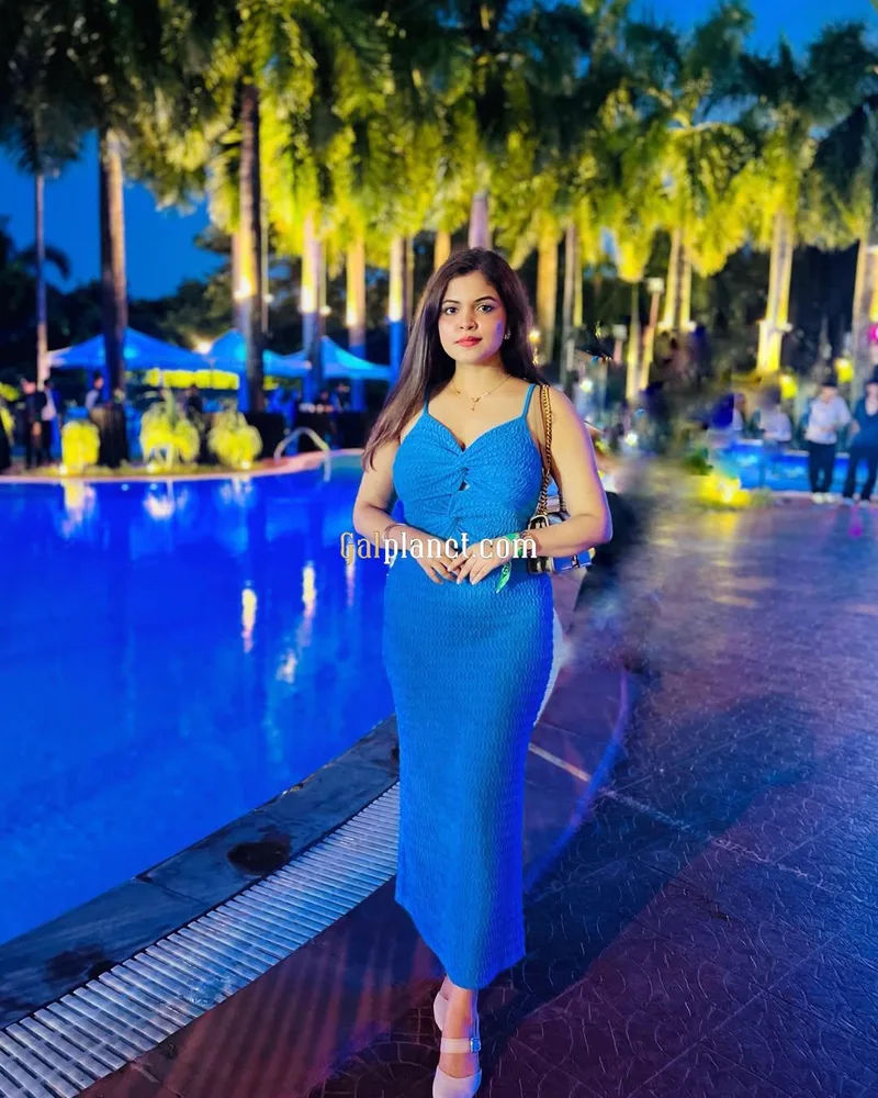 We provide sexy girls model in your city call now if you want