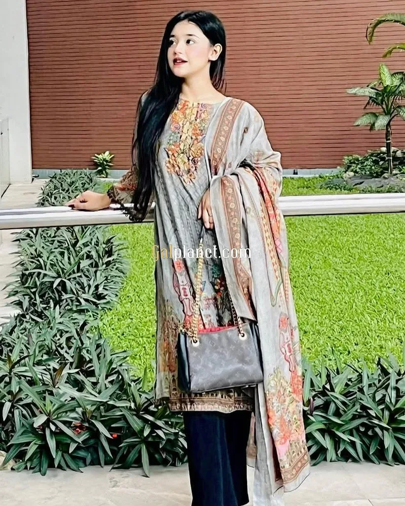 Nisha 𝟳𝟱𝟰𝟰𝟬𝟱𝟰𝟵𝟯𝟮  guys No broker Call