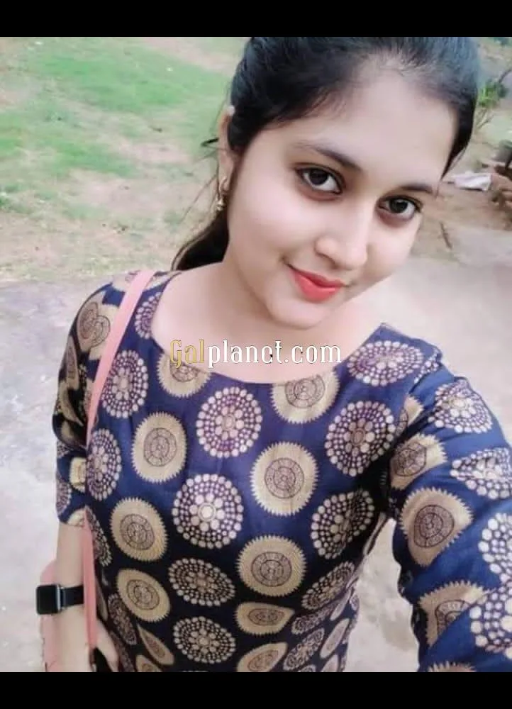 HOT AND SEXY LOW PRICE 100% SAFE AND ROOM FLET PE call girl
