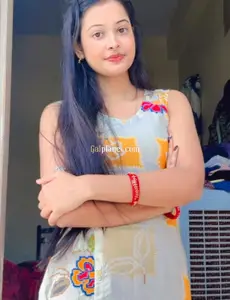 Pooja Patel call gir