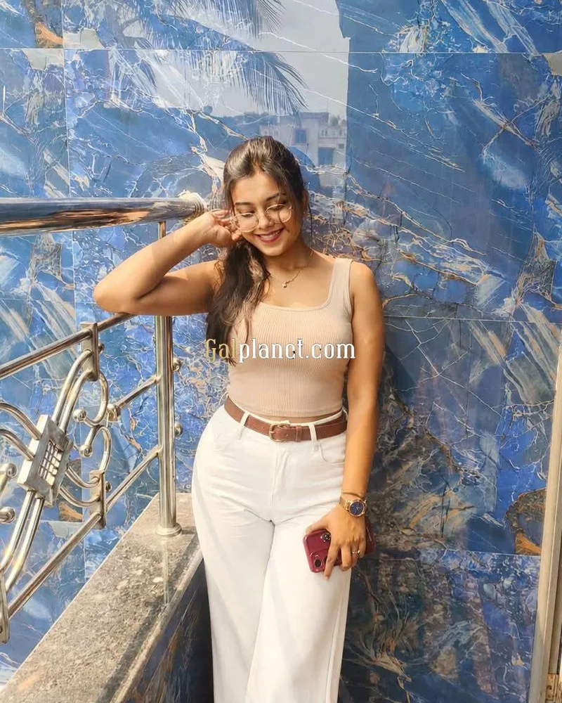 Nisha 𝟳𝟱𝟰𝟰𝟬𝟱𝟰𝟵𝟯𝟮 I Provide Hottest Female and Are Safe And C