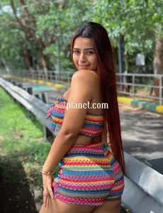 KAJAL TOP
