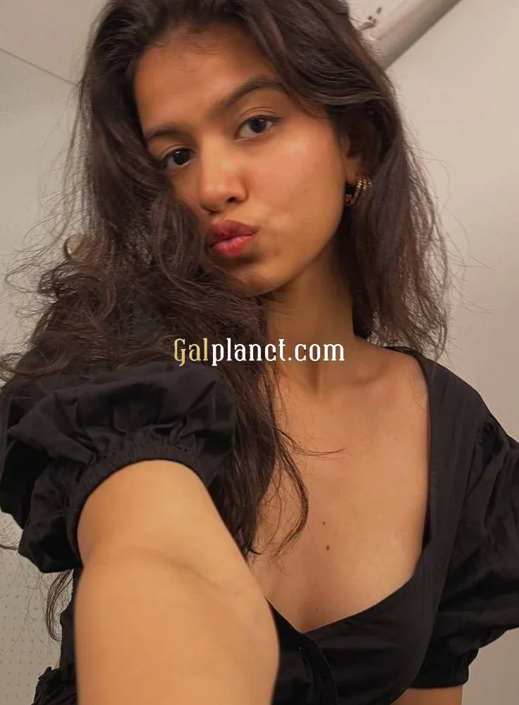 HII PROFILE TOP MODEL GIRL VIP ESCORT SERVICE LOW COST