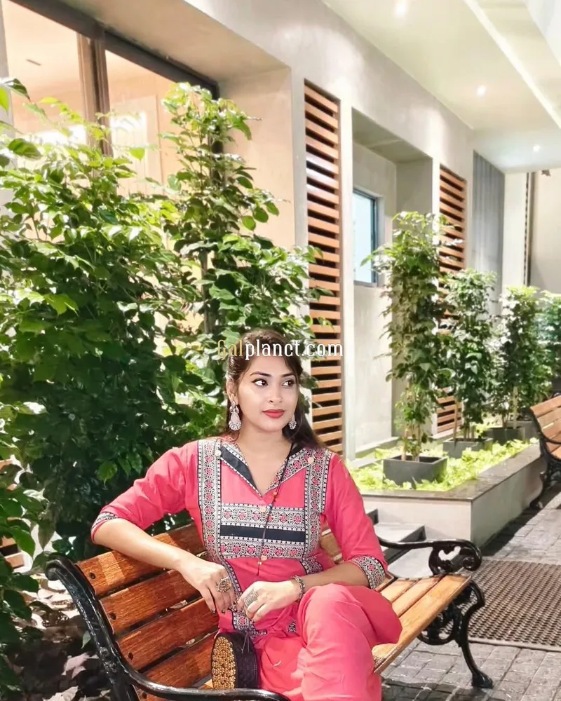 Nisha 𝟳𝟱𝟰𝟰𝟬𝟱𝟰𝟵𝟯𝟮  🤗 I am independent girl 🙋🏻‍♀️🩷providin