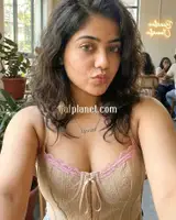 Riya Singh full cash