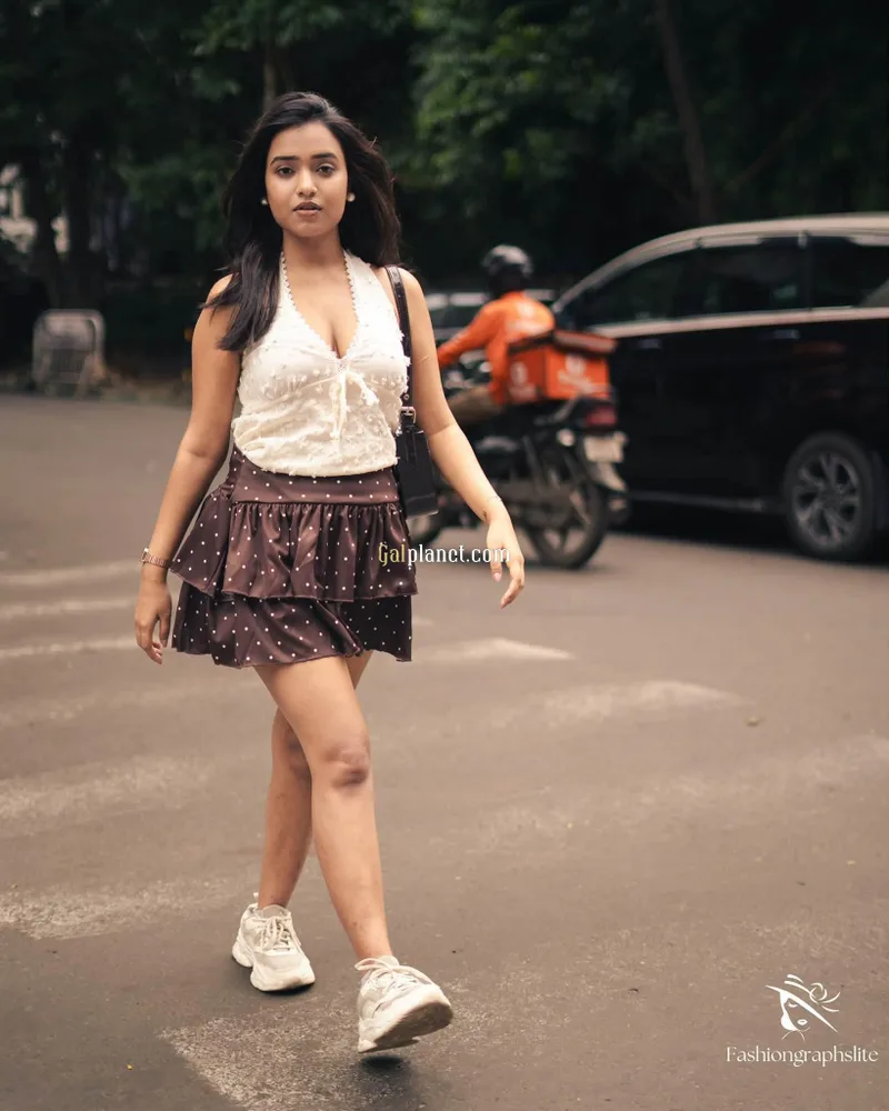 Nisha 𝟳𝟱𝟰𝟰𝟬𝟱𝟰𝟵𝟯𝟮 SAFE AND SECURE RELATIONSHIP WITH Y CS L MY