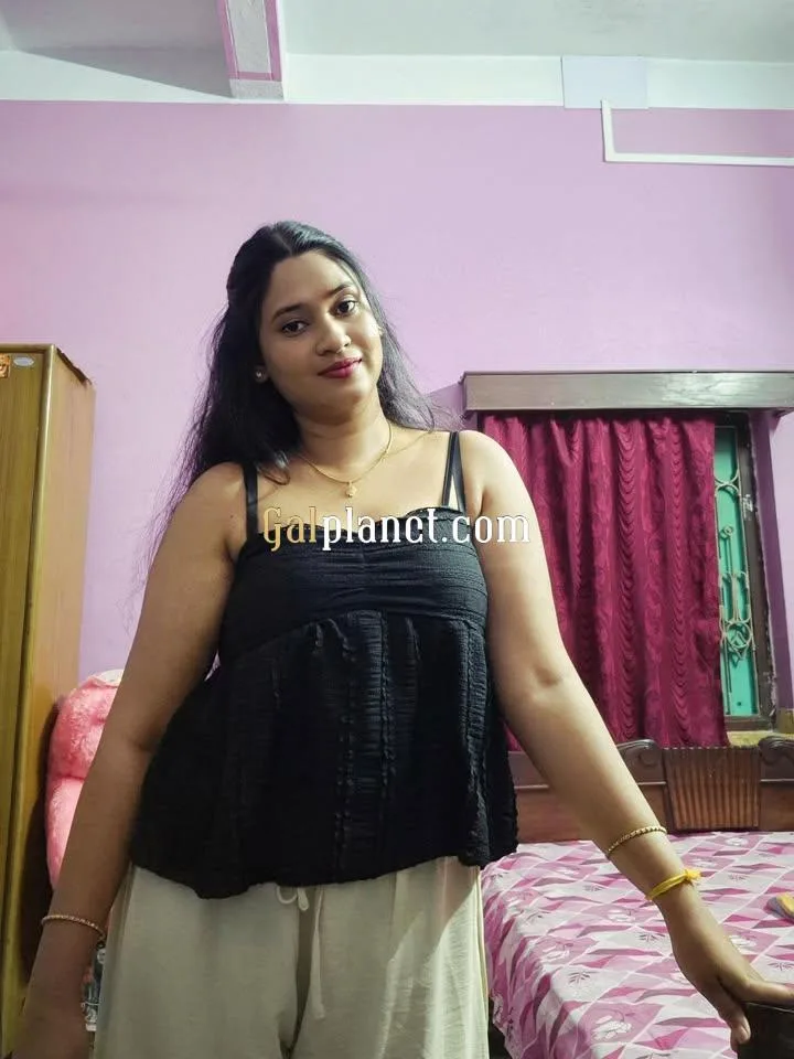 kajal Agarwaot girlHI sexy girls plz call me baby full enjo