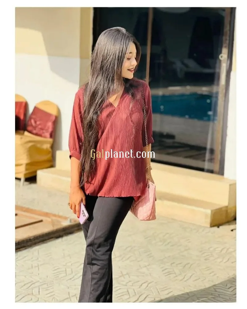 Nisha 𝟳𝟱𝟰𝟰𝟬𝟱𝟰𝟵𝟯𝟮 SEXY ROUND BOOBS AFRICAN GIRL WITH NICE CUR