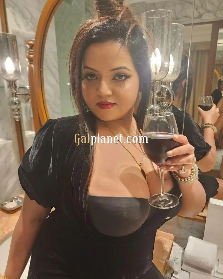 ⭐⭐⭐ Miss Tina Genuine service provide 💅🏻✨ affordable rate 💯 sexy 💦