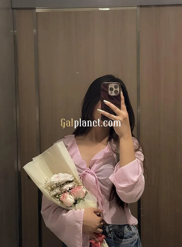 Rani Kumari hot girl available low price call me 24 Spa centre