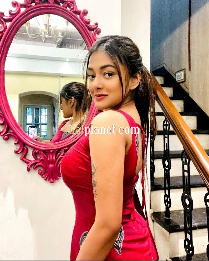 Monikonda escort top and genuine cash payment available