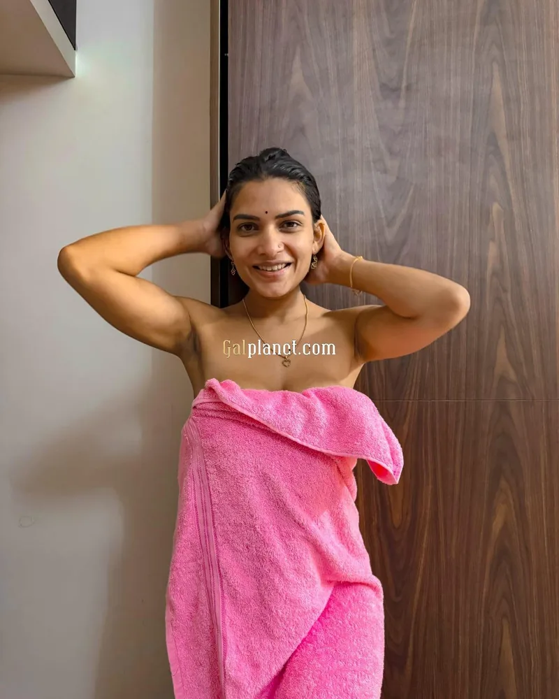 Komal⭐⭐⭐college girl independent Collega genuine avail 24Hr 9801047373