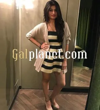 Lucknow call girls ☎️𝟕𝟔𝟔𝟕𝟓𝟏𝟖𝟐𝟓𝟔☎️ genuine service call me an