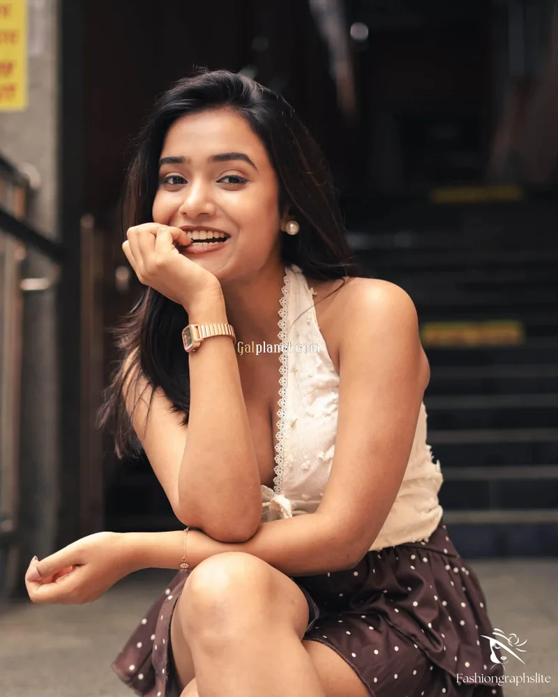 Nisha 𝟳𝟱𝟰𝟰𝟬𝟱𝟰𝟵𝟯𝟮 SAFE AND SECURE RELATIONSHIP WITH Y CS L MY