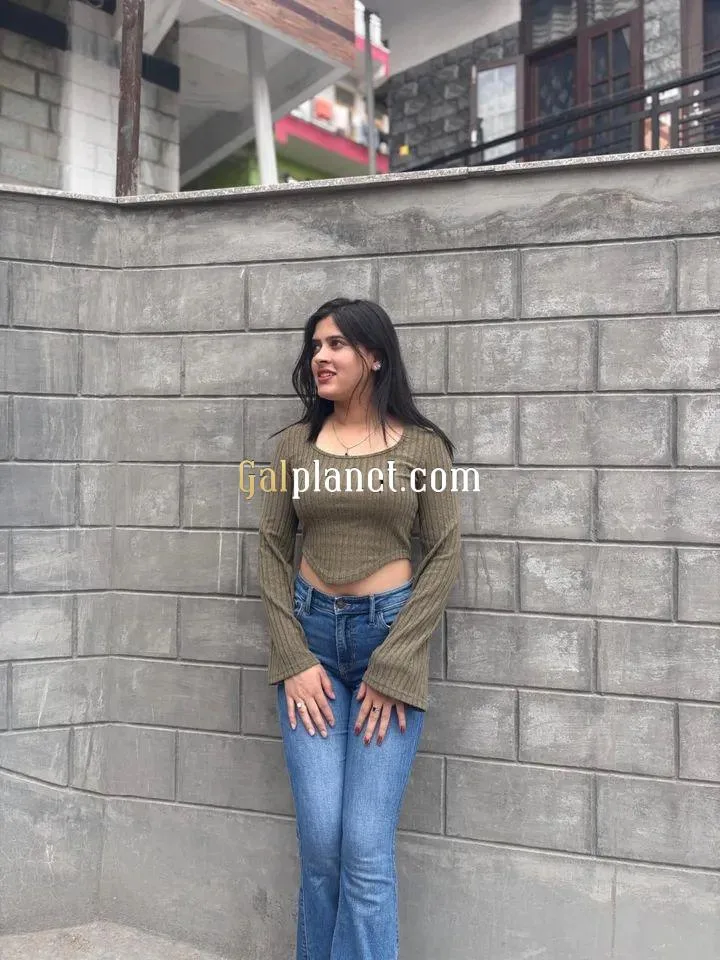 Supirit Khan vip top model indipendent girl full service cash payment