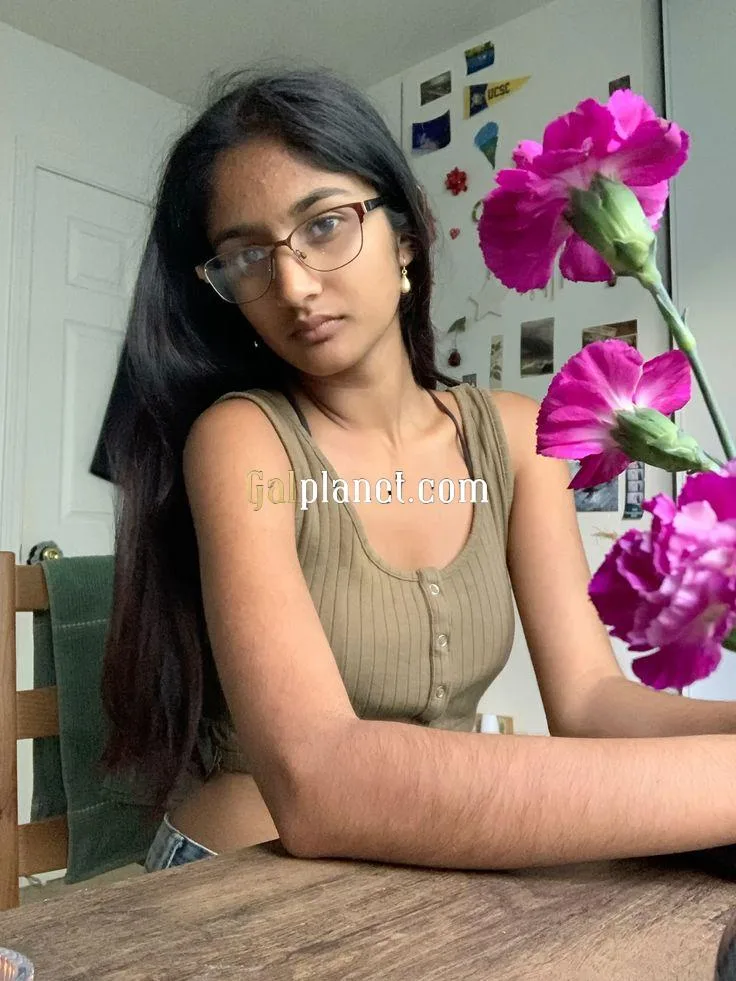 Hii profile girl escort service low price full Cash payment
