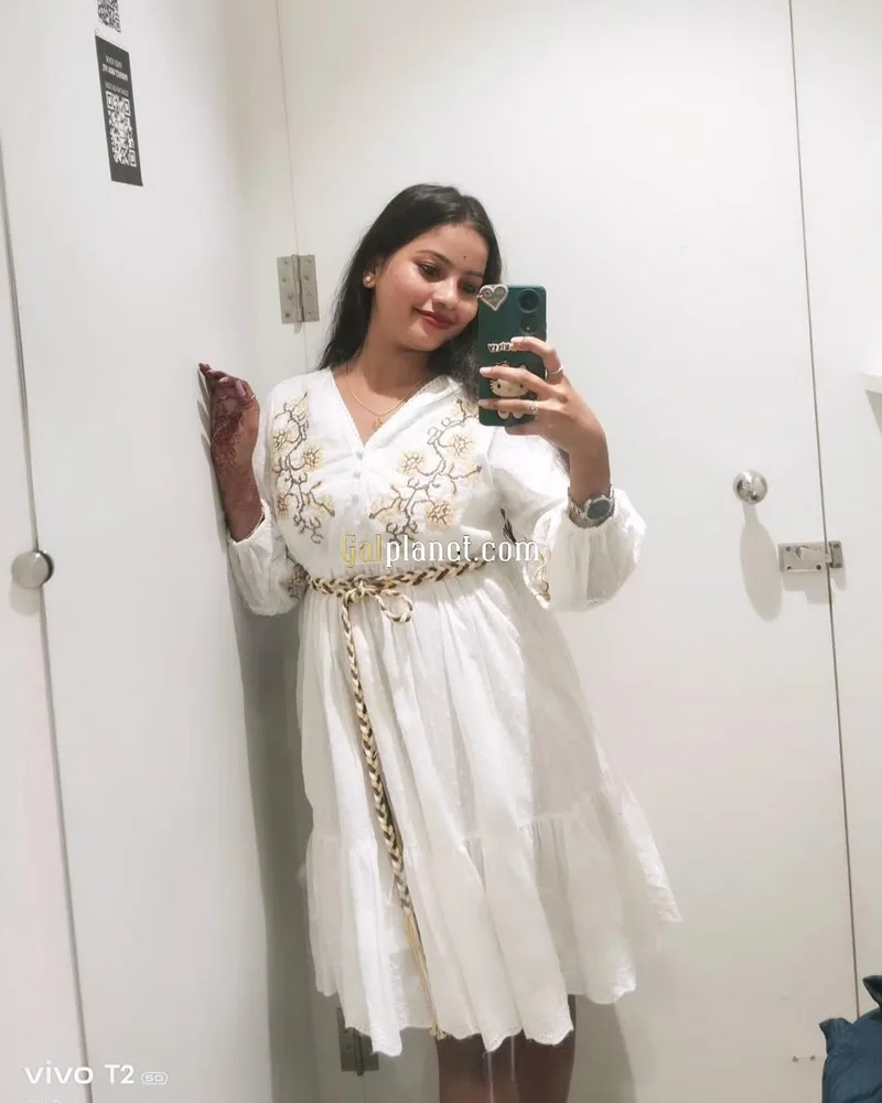Dehradun call girl service And Escort Service 𝟕𝟖𝟕𝟎𝟒𝟕𝟓𝟖𝟎𝟏