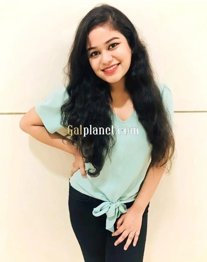 Payment in girl hand sexy on delivery cash payment in Gorakhpur girls