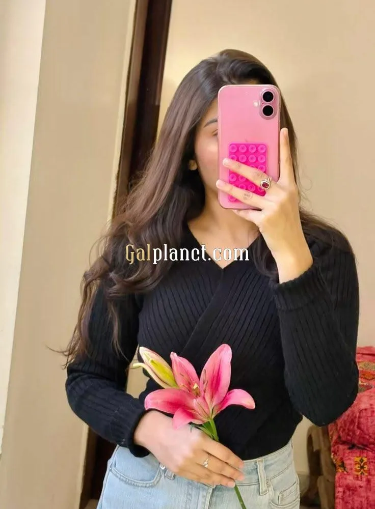 Puja Kumari escort service call girl available 24 Spa centre