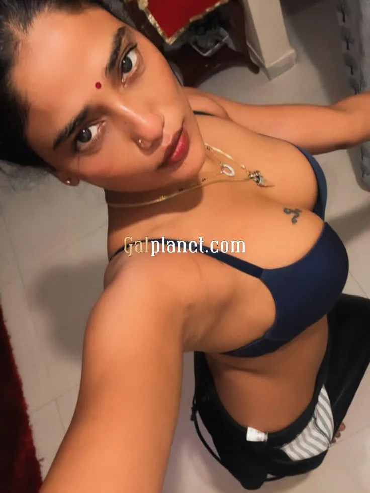 Best college girl available full service available genuine