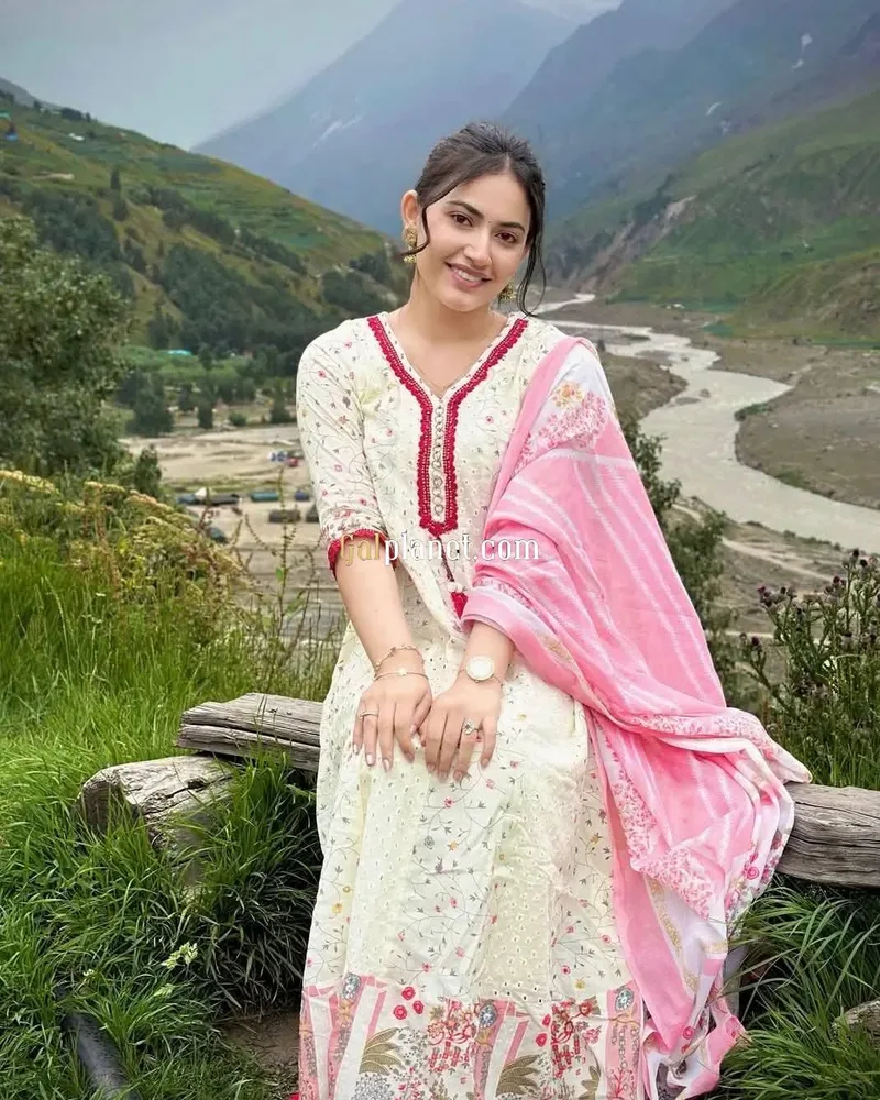 If you want the call girl for all type enjoy then call