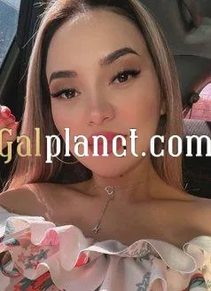 Sapna kumari call girl escort service