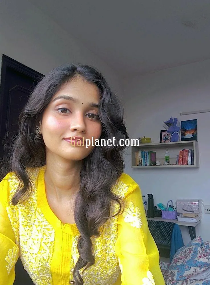 Myself Priti Hot model girl college girl aunty bhabhi available anytim