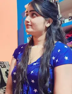 Kavya Sharma top gir