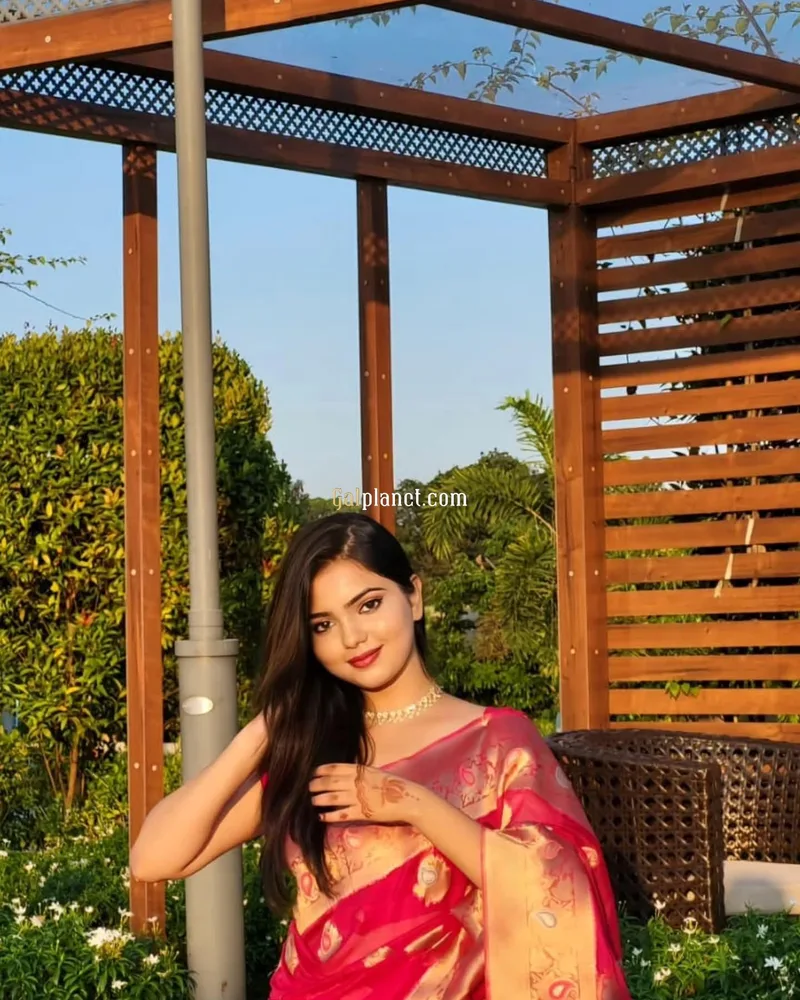 NISHA ji Today's available Click here link WhatsApp msg now Call me Al