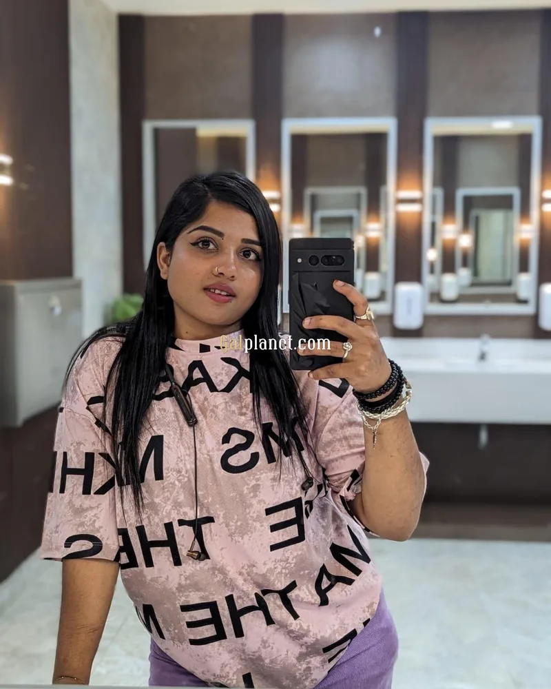 Low Price ♥️ CASH PAYMENT  𝟖𝟏𝟎𝟐𝟕𝟔𝟓𝟎𝟖𝟓 ❤️ Hot Genuine girl