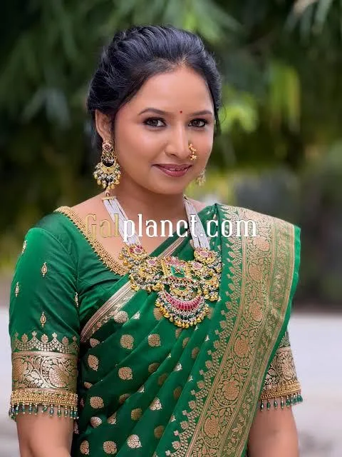 Bhabhi types beautiful girl