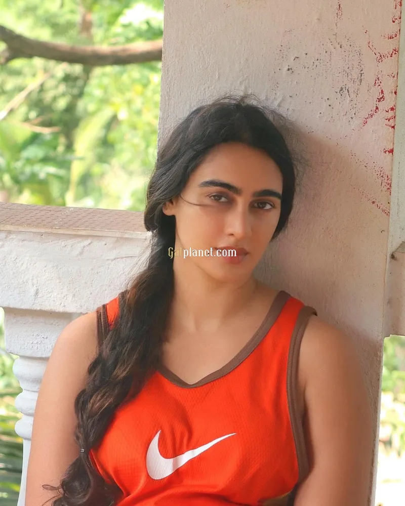 Most beautiful call girl Pihu available in akbarpur 𝟖𝟎𝟖𝟒𝟖𝟎𝟎𝟔𝟒