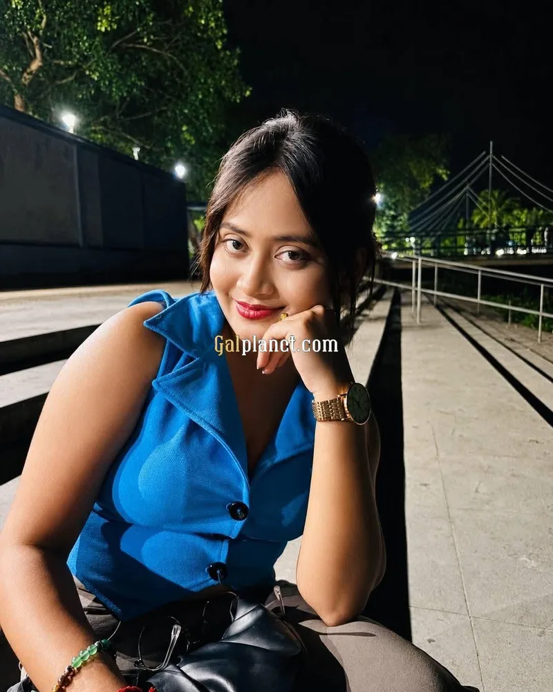 Divya hot model girls full service