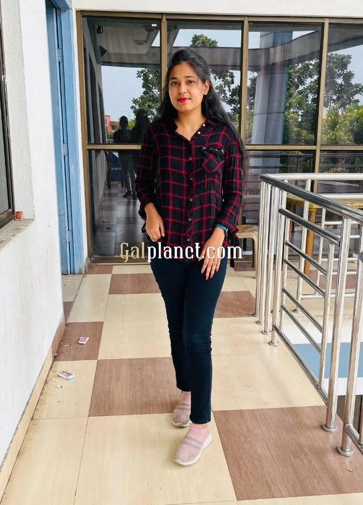 Kriti patel premium cash payment