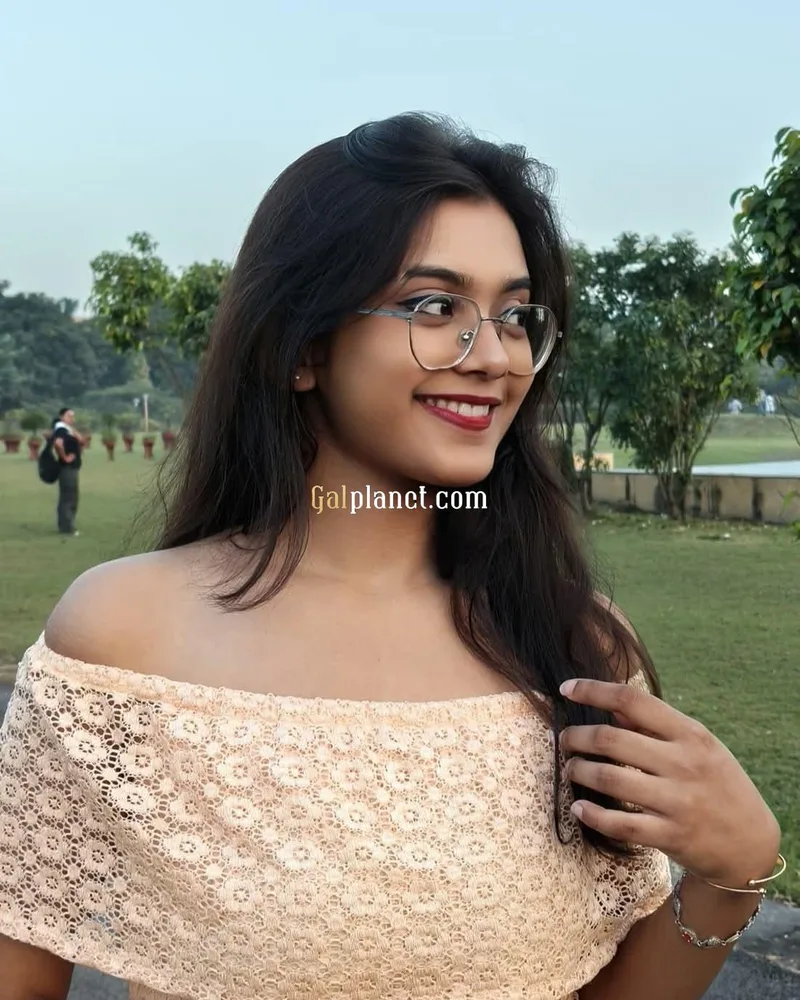 Nisha 𝟳𝟱𝟰𝟰𝟬𝟱𝟰𝟵𝟯𝟮 Escorts 100% Genuine High Class Independent
