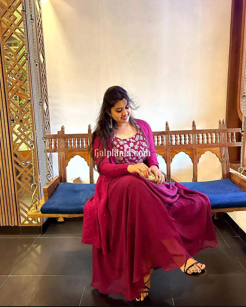 Call Girls in Amreli, Real Phone Number 𝟕𝟖𝟕𝟎𝟒𝟕𝟓𝟖𝟎𝟏