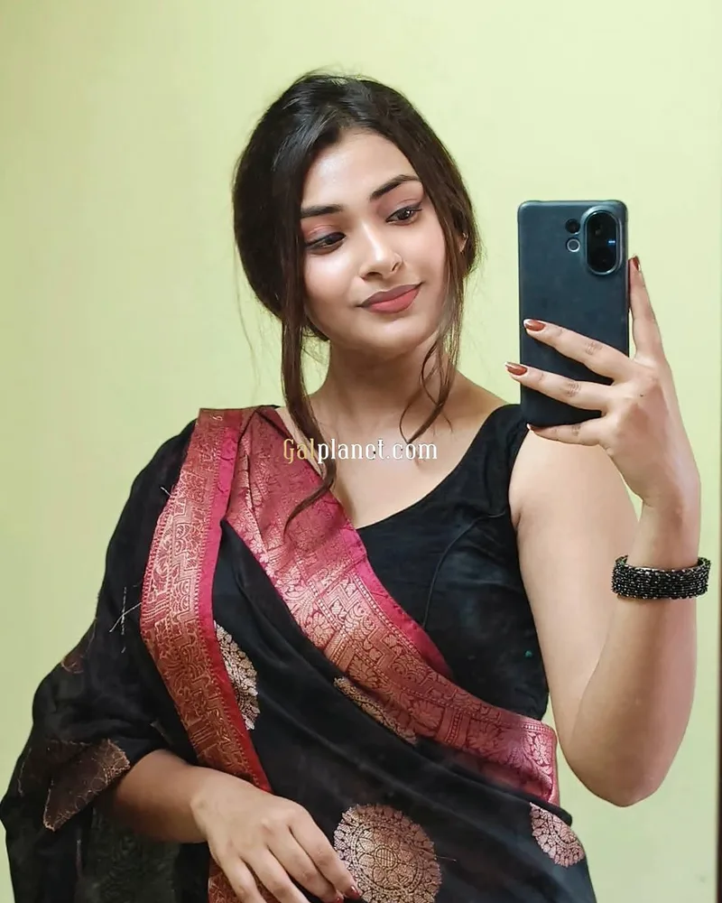 Nisha 𝟳𝟱𝟰𝟰𝟬𝟱𝟰𝟵𝟯𝟮 ❤️GENUINE REAL MEET  Call WhatsApp DOOR-STE