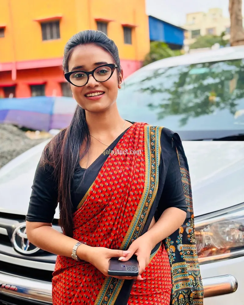 Nisha 𝟳𝟱𝟰𝟰𝟬𝟱𝟰𝟵𝟯𝟮 Hay Guys .. Are Looking for a Genuine Girl