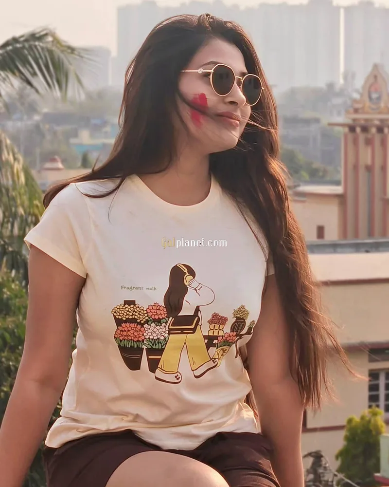 Nisha 𝟳𝟱𝟰𝟰𝟬𝟱𝟰𝟵𝟯𝟮 Call Center Working Girls/Women  * Hi Tech