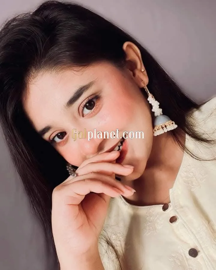 Nisha 𝟳𝟱𝟰𝟰𝟬𝟱𝟰𝟵𝟯𝟮  I'm going to be your little girlfriend in