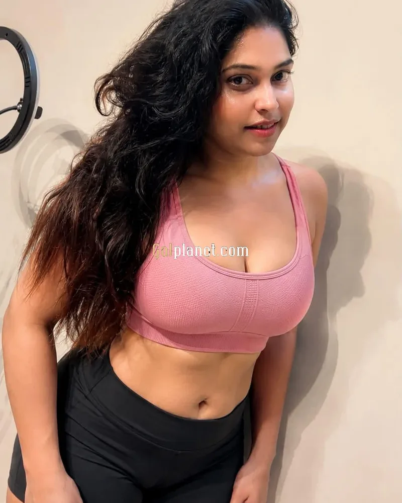 HOT & SEXY MODELS // COLLEGE GIRLS AVAILABLE FOR COMPLETE ENJOYMENT WI