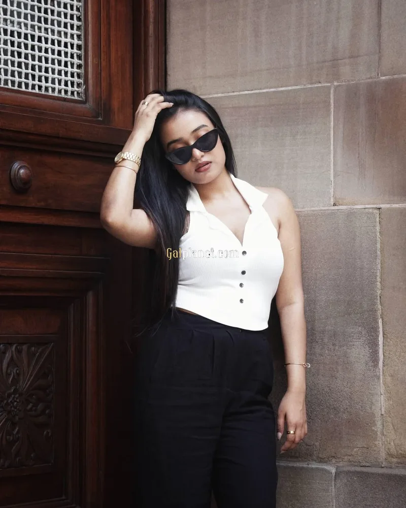 Nisha 𝟳𝟱𝟰𝟰𝟬𝟱𝟰𝟵𝟯𝟮 Genuine Person, who is only interested to m