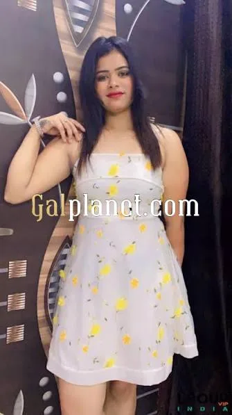 Myself Pooja Sharma call girl independent genuine service all time a..