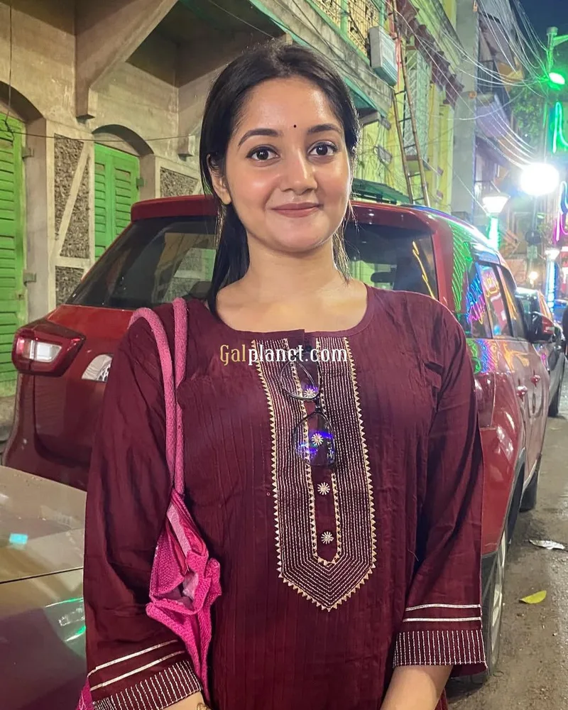 Hot Escort Service, High Profile Call Girls In Raigarh 𝟕𝟖𝟕𝟎𝟒𝟕𝟓